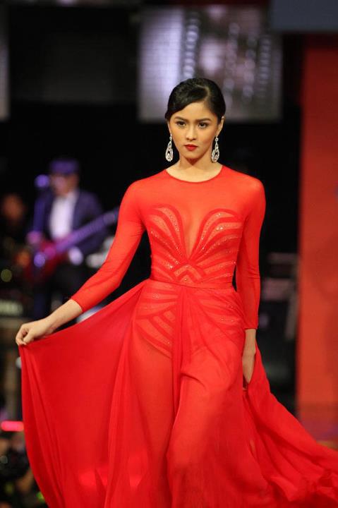 FASHION FRIDAY, Kim Chiu is ravishing in red!