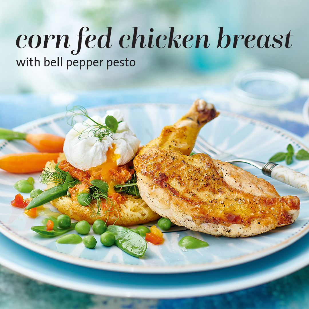 Corn chicken breast with bell pepper pesto: with peas, snow peas, egg, a ba...