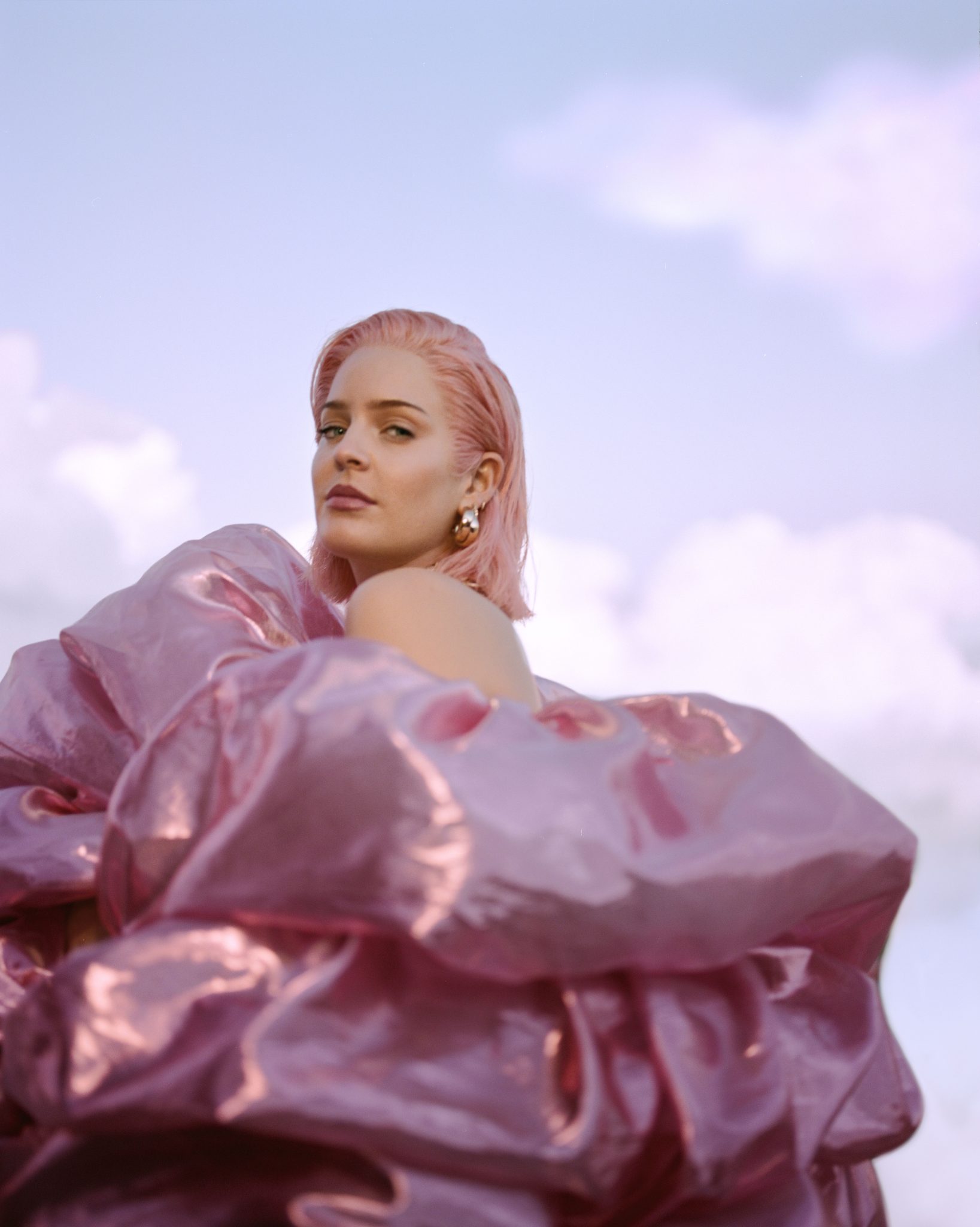 Anne-Marie returns with her comeback single “Birthday” - Orange Magazine