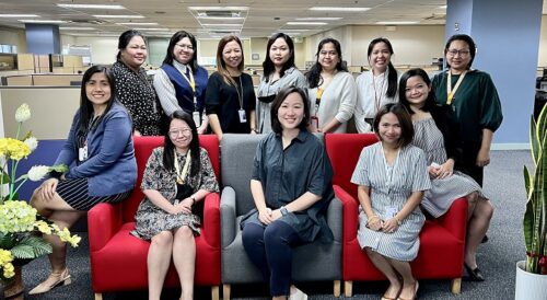 Yoly Chua With Women Of Jollibee Philippines Business Technology Division