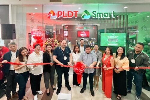 Grand Opening Of PLDT-Smart Experience Hub At Robinsons Place Dumaguete